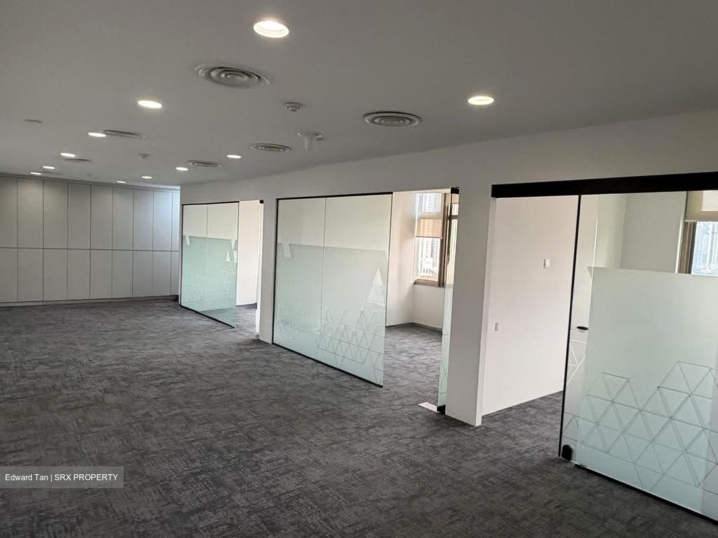 Peninsula Plaza (D6), Office #606792251
